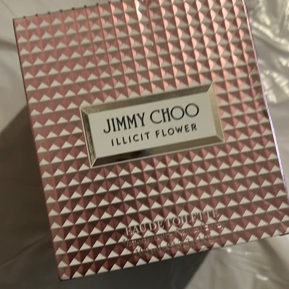Jimmy achoo Illicit